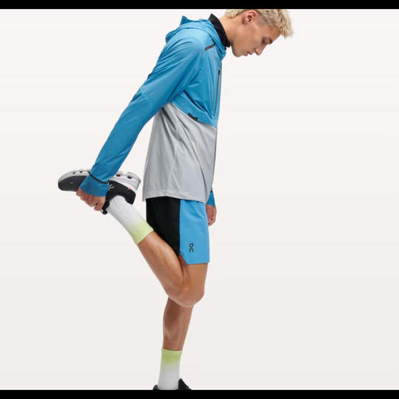 On Cloud Whether Jacket Niagara/Glacier Blue. Men’s M, L, XL NWT MSRP $239.99 - Picture 3 of 9